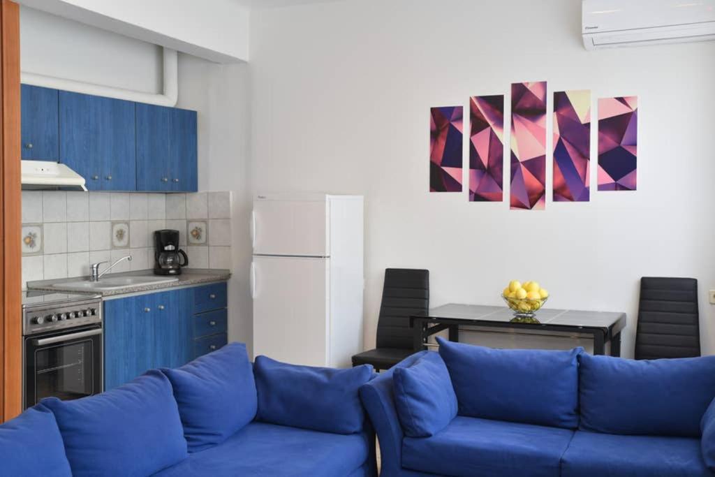 A Modern Bright Studio In The Center Of 카스토리아 외부 사진