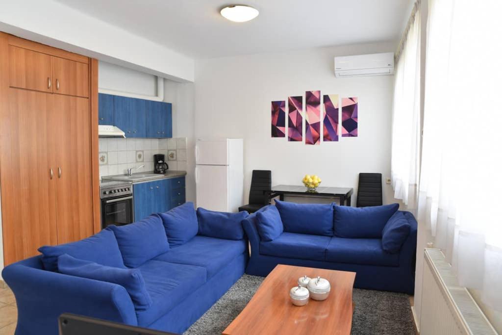 A Modern Bright Studio In The Center Of Kastoria 아파트 외부 사진