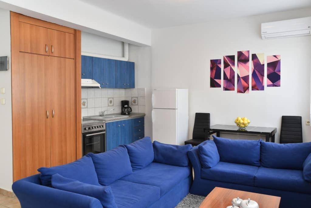 A Modern Bright Studio In The Center Of Kastoria 아파트 외부 사진